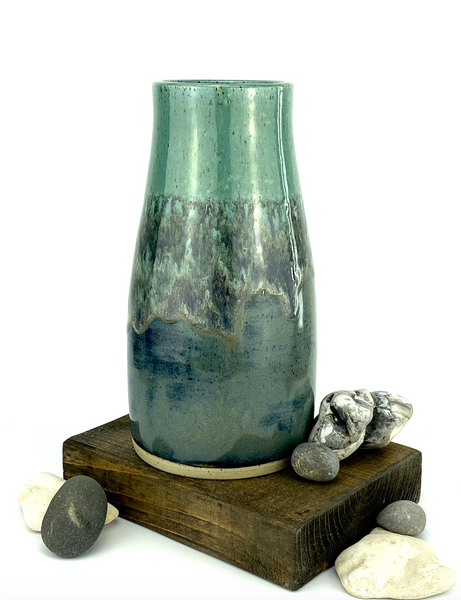 Vase glazed in 'Dark Cloud' (10012021-24)