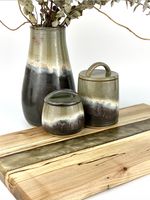 Vase glazed in 'Moonlight' (10012021-22e)